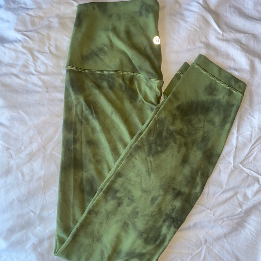 Green Diamond Dye Lululemon Align Leggings 25”
